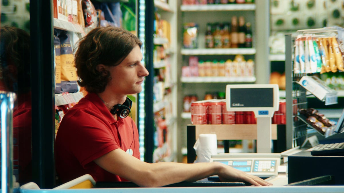 “Wirklich… wahr?“ – Filme aus Estland – Rolling Papers – Pikad paberid