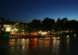 Tölzer Nachtflohmarkt