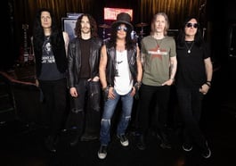 Slash featuring Myles Kennedy and The Conspirators