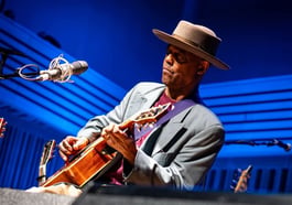Eric Bibb