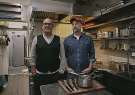 Hannes Ringlstetter & Stephan Zinner – Irgendwas mit Küche
