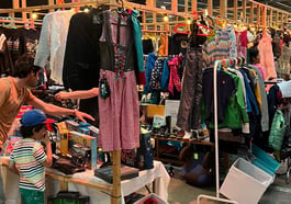 Kinderflohmarkt mit buntem Kinderprogramm