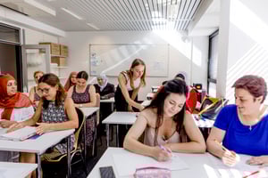 Das neue Programm der Münchner Volkshochschule im Herbst/Winter 2025/26