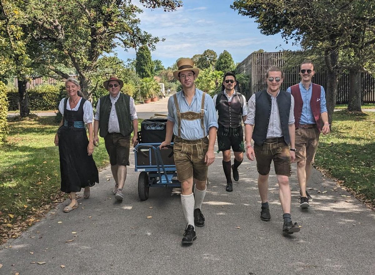 Tanzfrühschoppen mit der Kapelle Massanari, Katharina Mayer und Magnus Kaindl