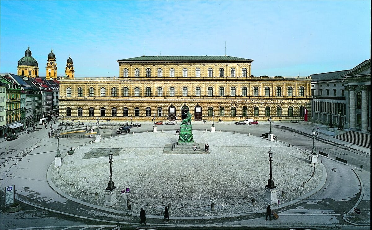 Königsbau der Residenz am Max-Joseph-Platz