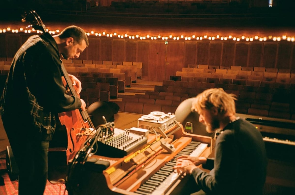 Bremer/McCoy präsentieren “Kosmos”