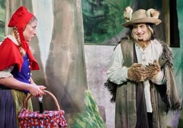 Rotkäppchen und der arme Wolf