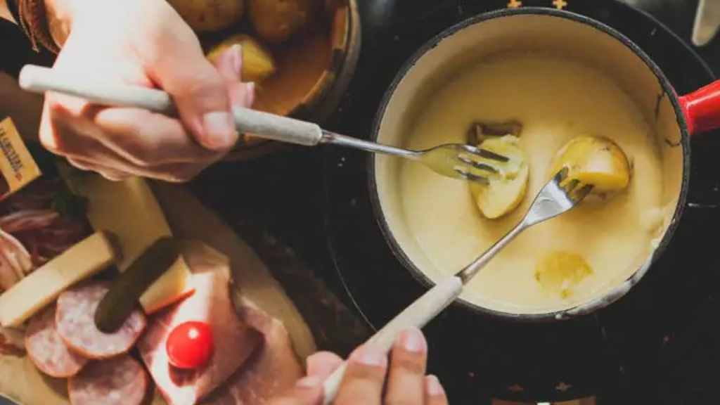 Käsefondue im Holzkranich