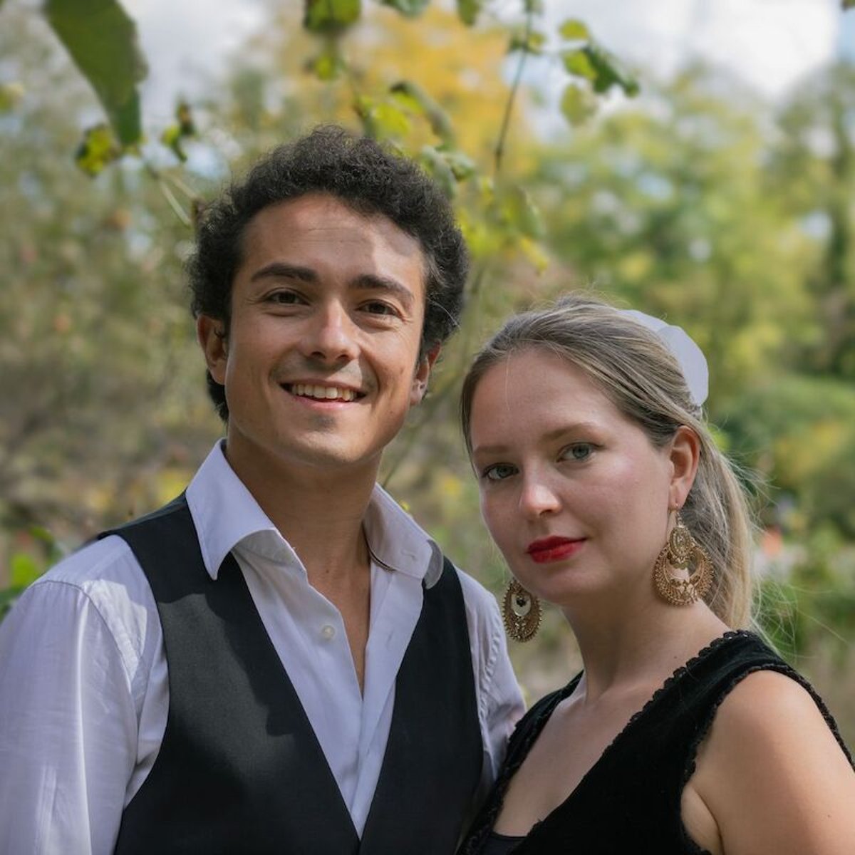 Eline Bosma & Anoush Saadat – Pionierinnen der spanischen Kunst