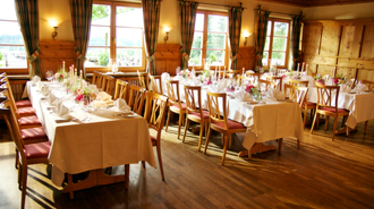 Aschbacher Hof Restaurant, Wirtshaus & bayerische Küche in Aschbach