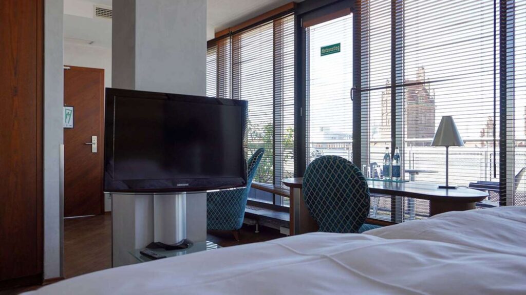 Insgesamt 73 Zimmer hat das Yours Truly, die Übernachtungspreise beginnen bei knapp unter 200 Euro...