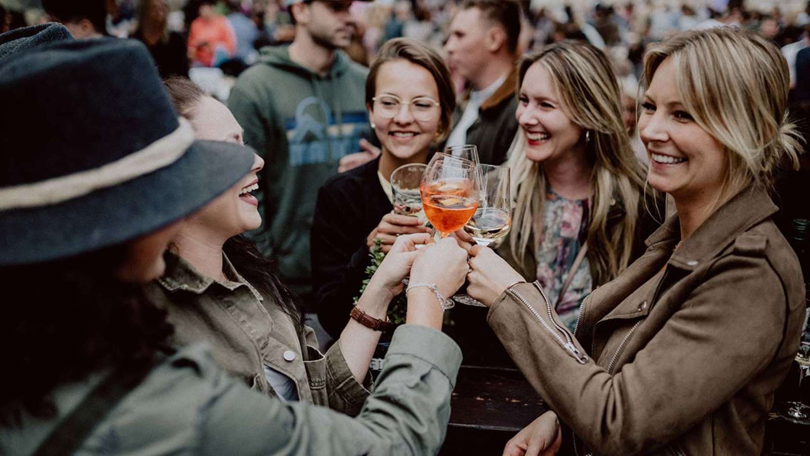 Genießen und feiern beim Pfälzer Weinfest