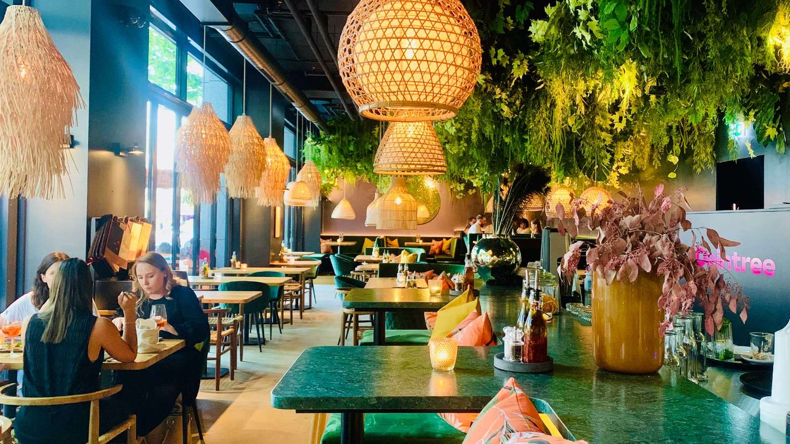 Funky Laden im Dschungellook: Daintree Pinsa Bar