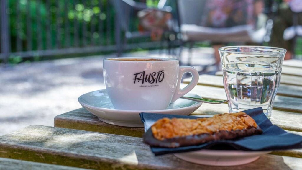 Das Café der Kaffeerösterei Fausto in der Birkenleiten 43