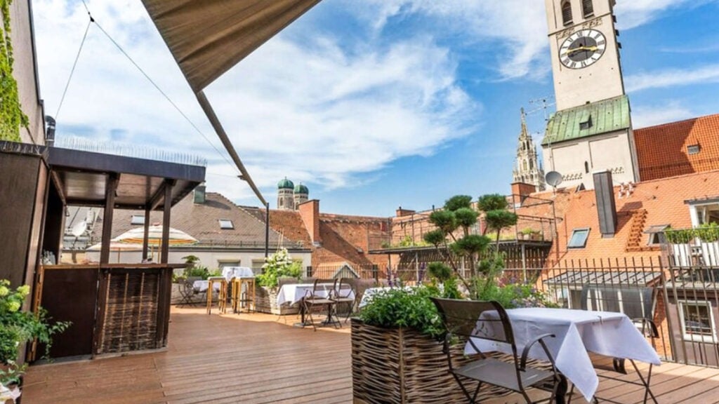 Rooftop Bar München / Dachterasse: The Louis Roof Terrace