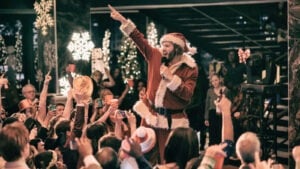 Weihnachtspartys: Feiern gehen an Heiligabend