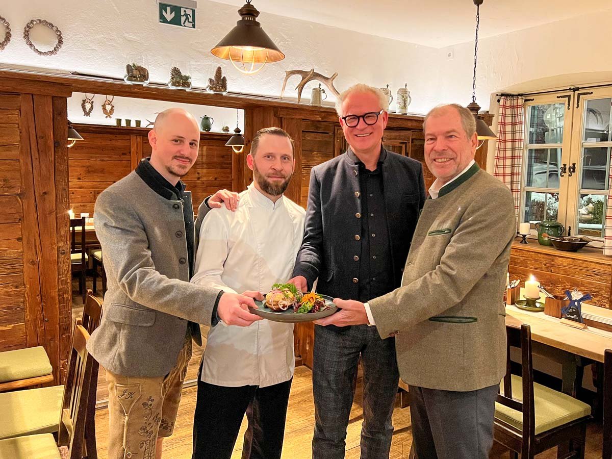 Julian Kinner, Alexander Krach, Peter Kinner und Michael F. Schottenhamel