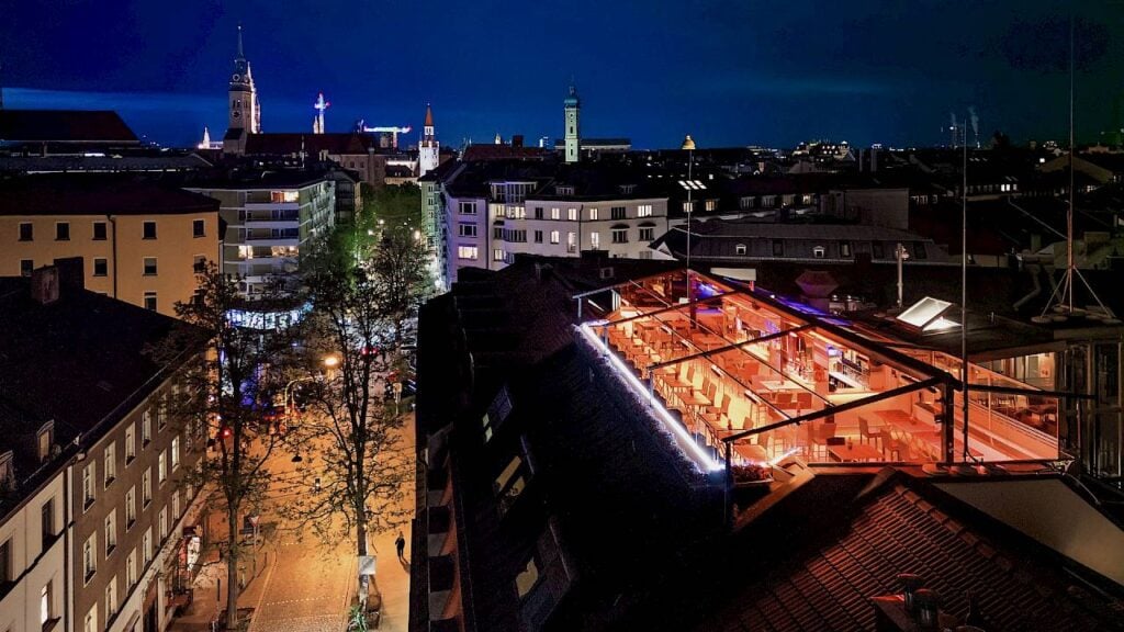 Rooftop Bar München / Dachterasse: Hotel Deutsche Eiche