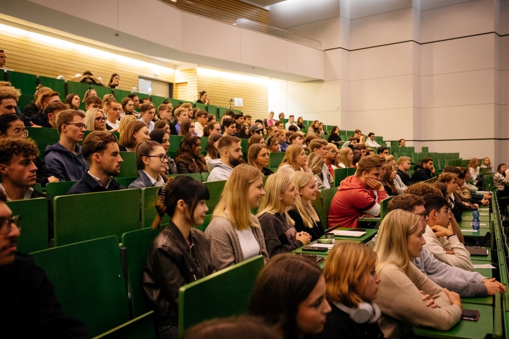 HM-Lectures for Future