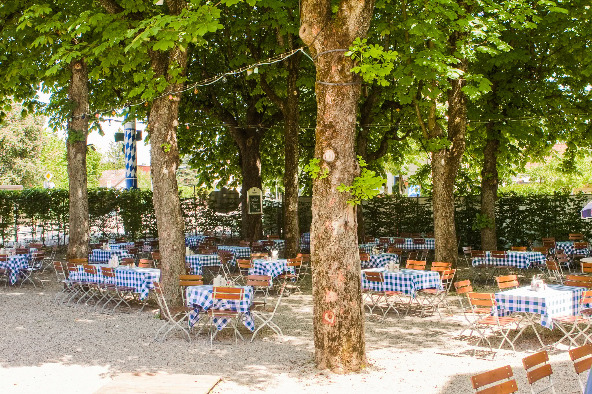 Flohmarkt im Biergarten