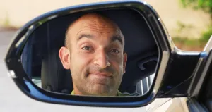 Django Asül – Rückspiegel 2025 im Deutschen Theater