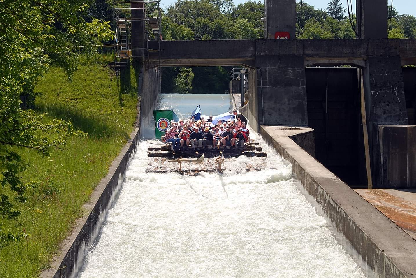 A echte Gaudi – Floßfahren auf der Isar
