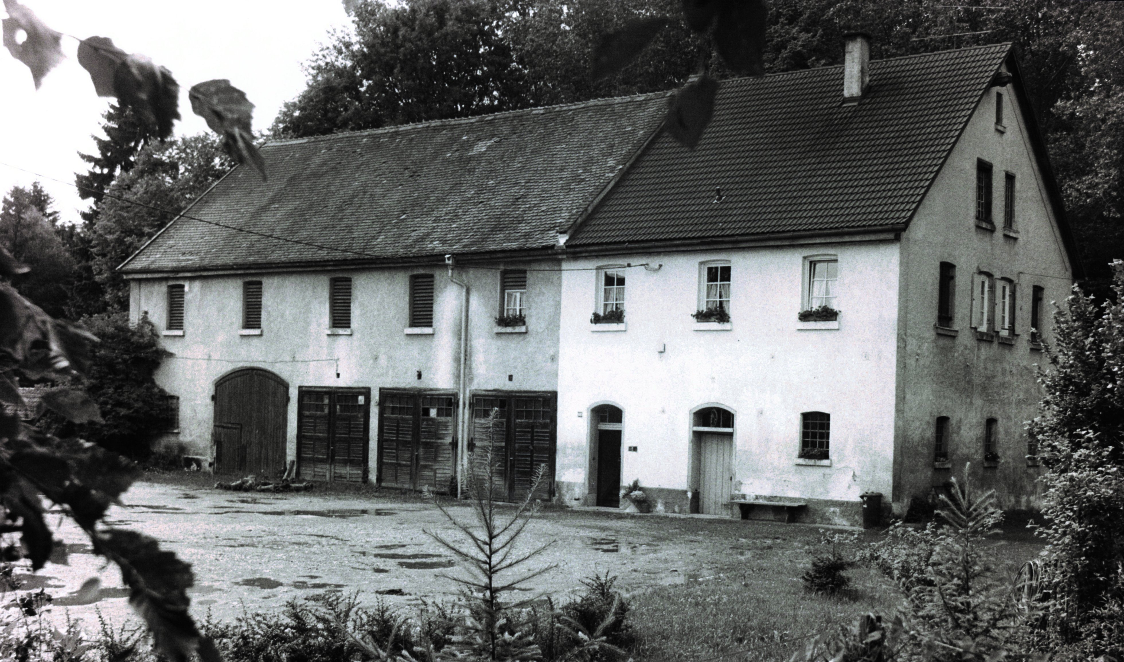 Eine geführte Tour auf dem Gelände der Kulturwerkstatt Olching