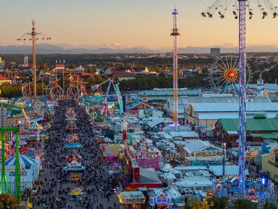 Oktoberfest Panorama - IN München - Das Stadtmagazin Oktoberfest Panorama
