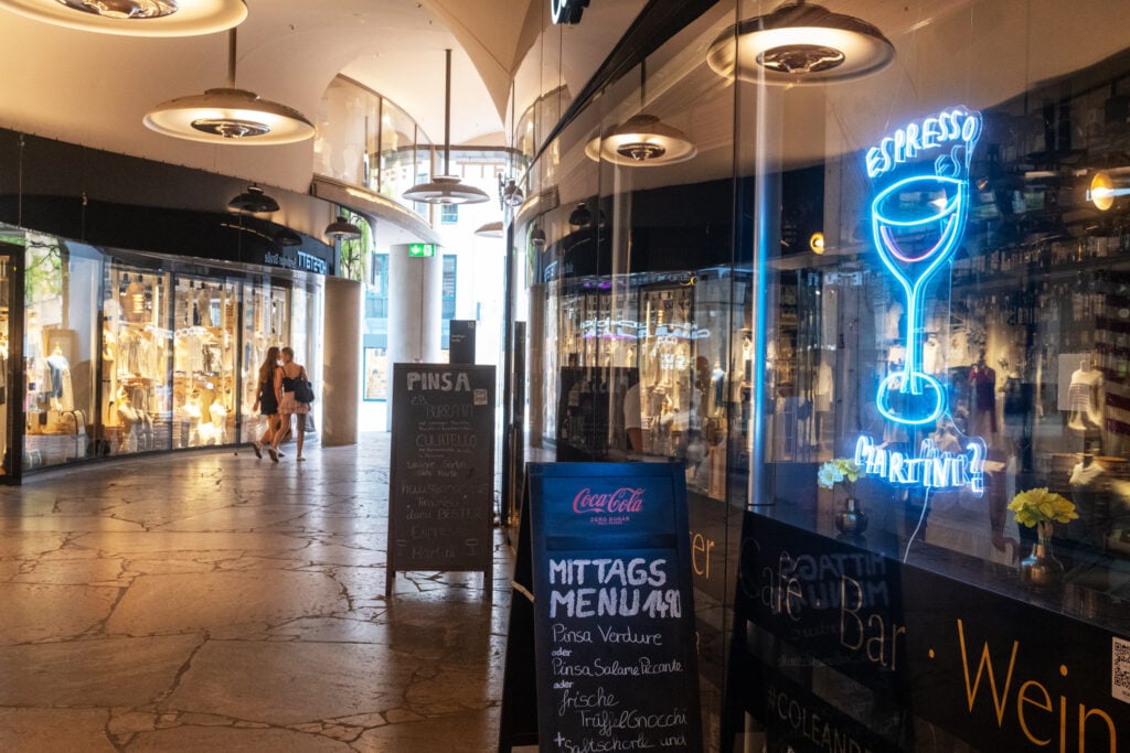 hofstatt_c_alexander_scharf-02 - IN München - Das Stadtmagazin