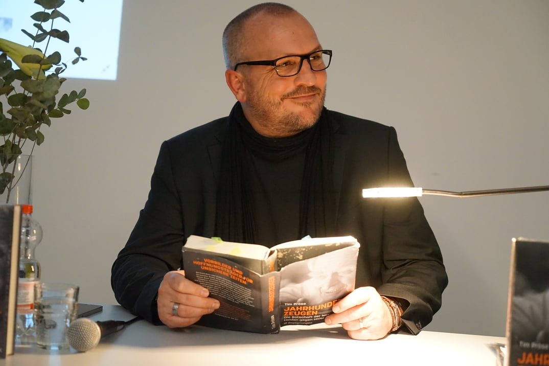 Tim Pröse, „Das war … Spitze! Wie Hans Rosenthal den Holocaust überlebte“