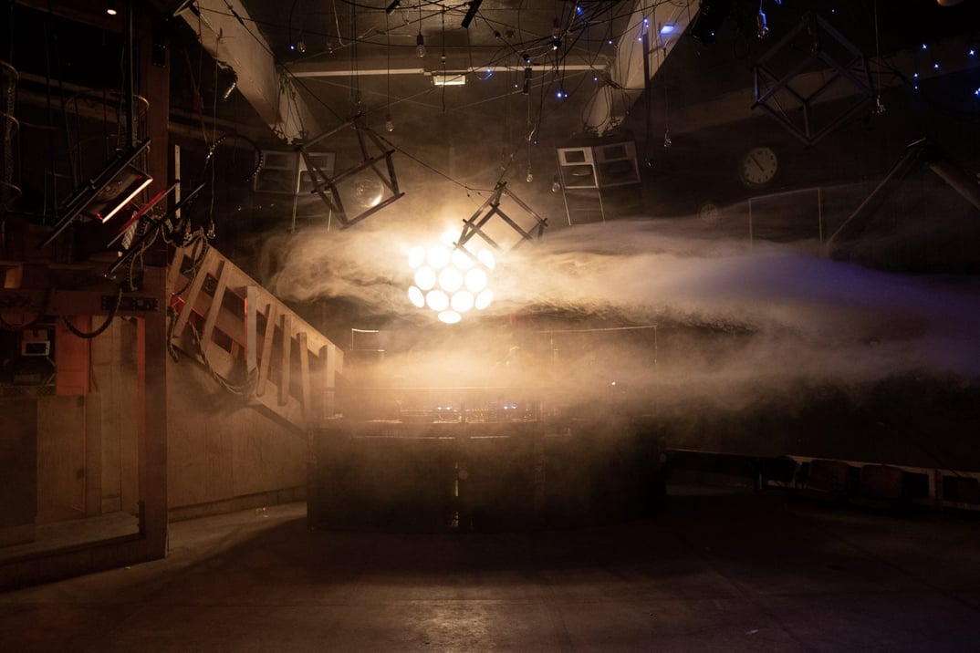 1affaaa-115621-3f8c8b69abd4b40b880ea83670e890228f776939-bahnwarter-club.webp - IN München - Das Stadtmagazin