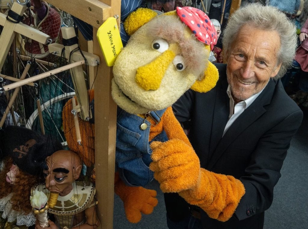 Marionettentheater wird 25 Jahre - IN München - Das Stadtmagazin Marionettentheater in der Blumenstrasse wird 25 Jahre.Auf dem Bild Siegfried Böhmke Intendant des Theaters