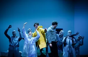 Trauer ist das Ding mit Federn im Volkstheater