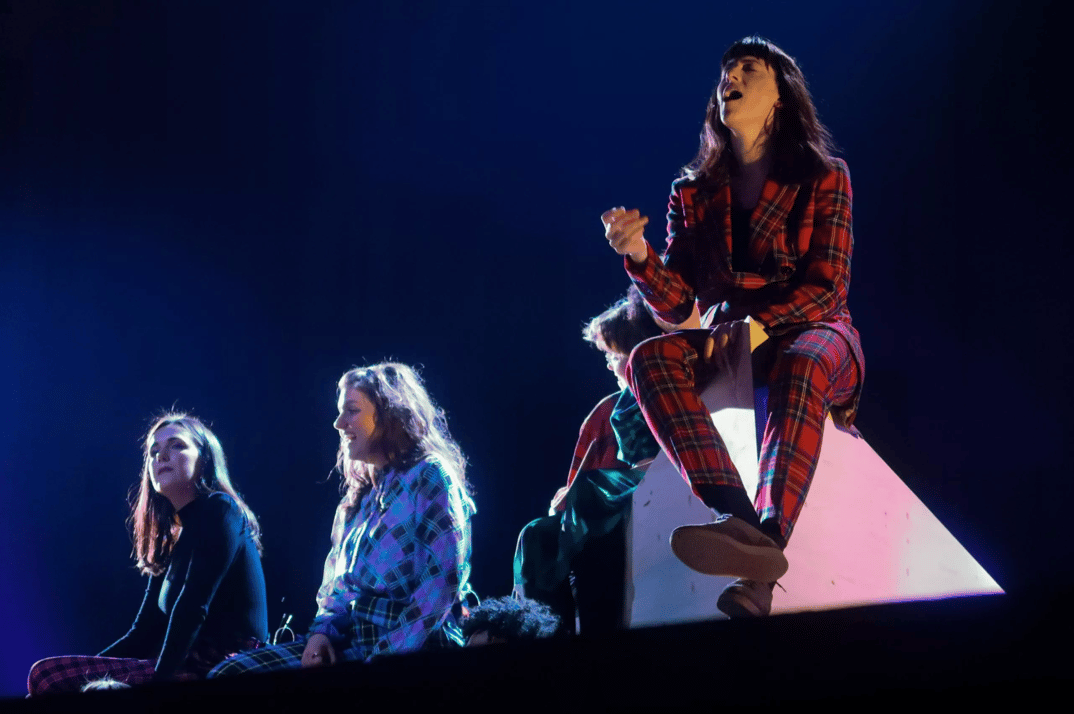 Kat Frankie B O D I E S