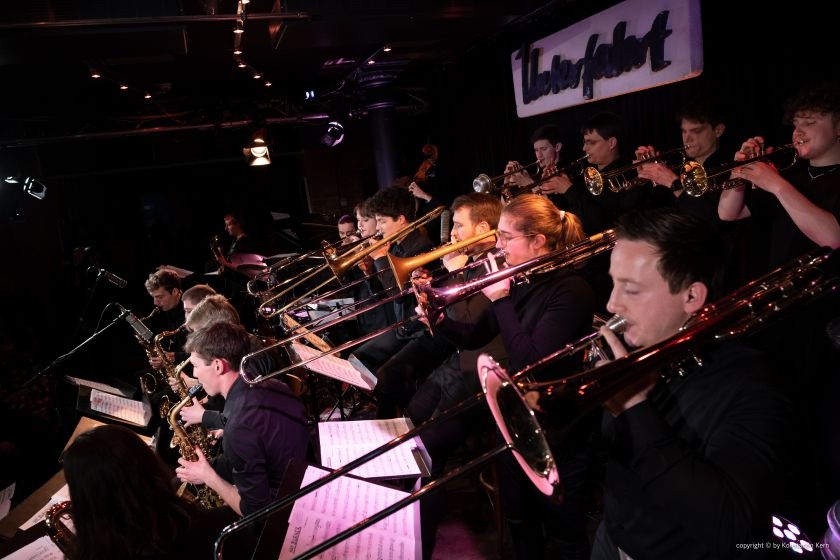 AGV Bigband feat. Marshall Gilkes