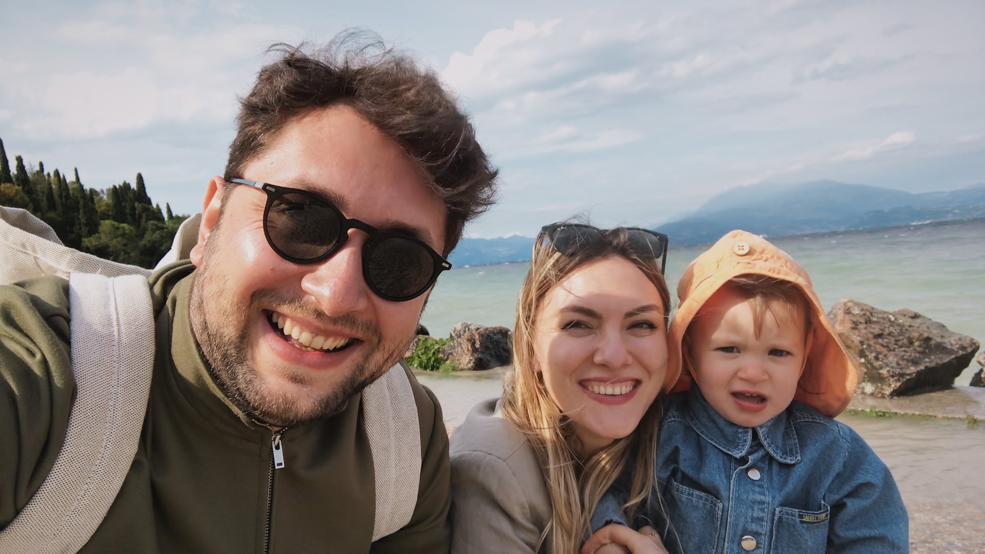 fa1106e-p-310786-print3.jpg - IN München - Das Stadtmagazin Bilder aus Tata - Vater