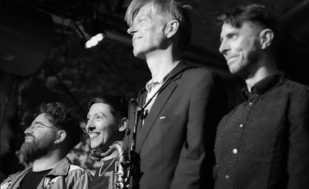 Velvet Revolution feat. Jelena Kuljić