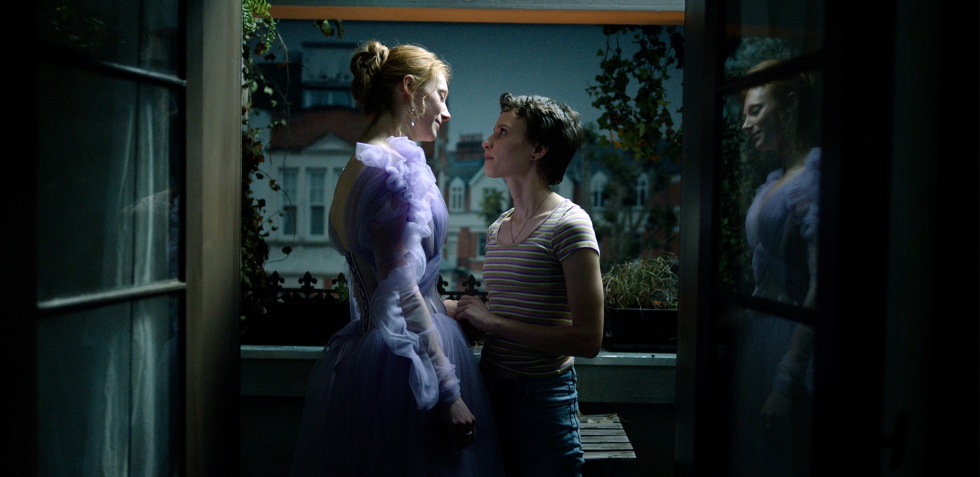 Bilder aus Smalltown Girl