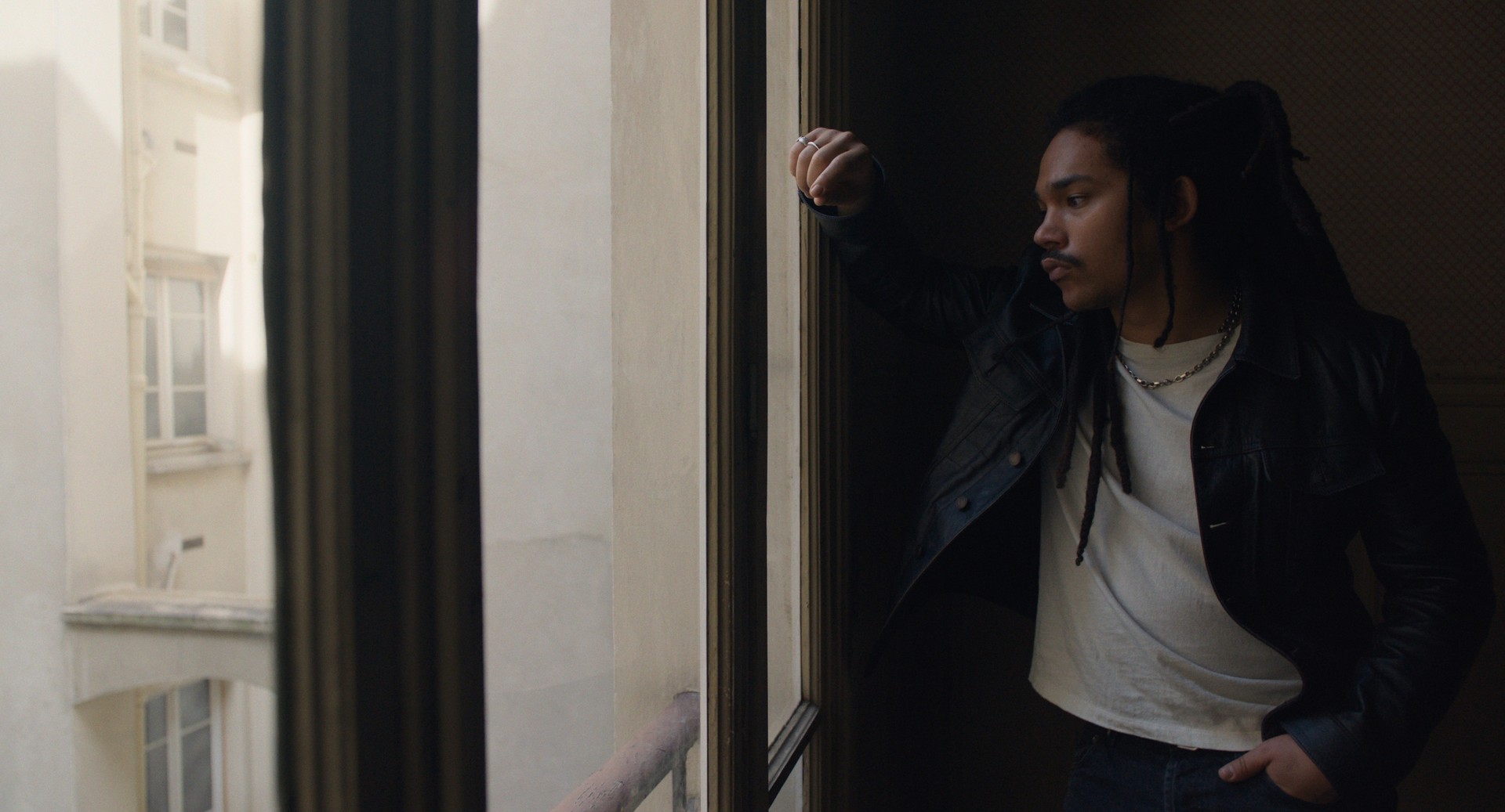 Bilder aus Father Mother Sister Brother