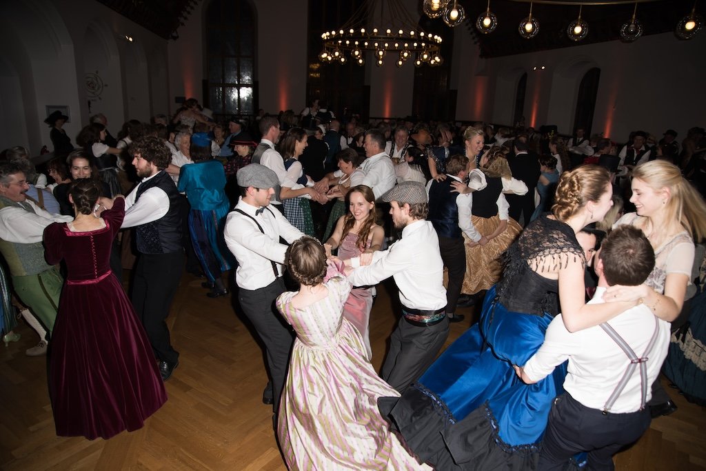 Tanzkurse Münchner Redoute