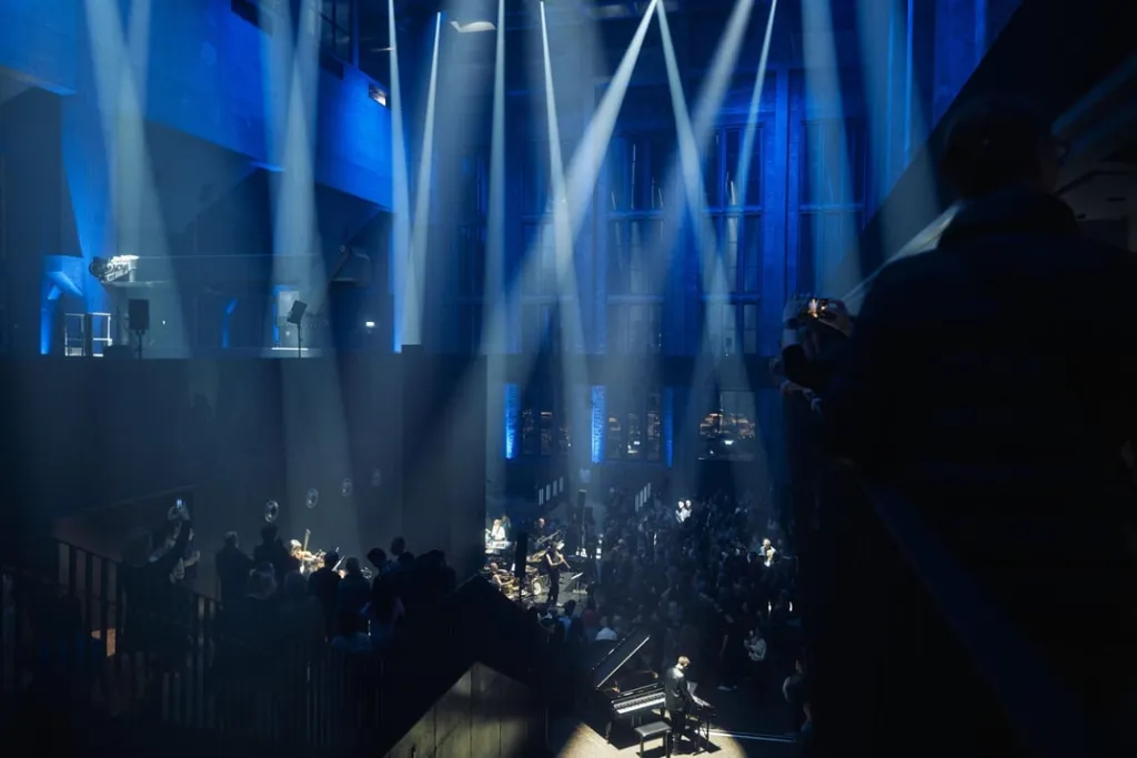 8aa0fdf-095849-91c9457d0602d9ba497c0a472063ce16379d59fc-simonhaseneder-heat-dsc2675-25-01-10.webp - IN München - Das Stadtmagazin