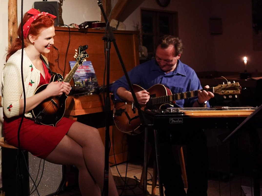 Folksession mit Titus Waldenfels