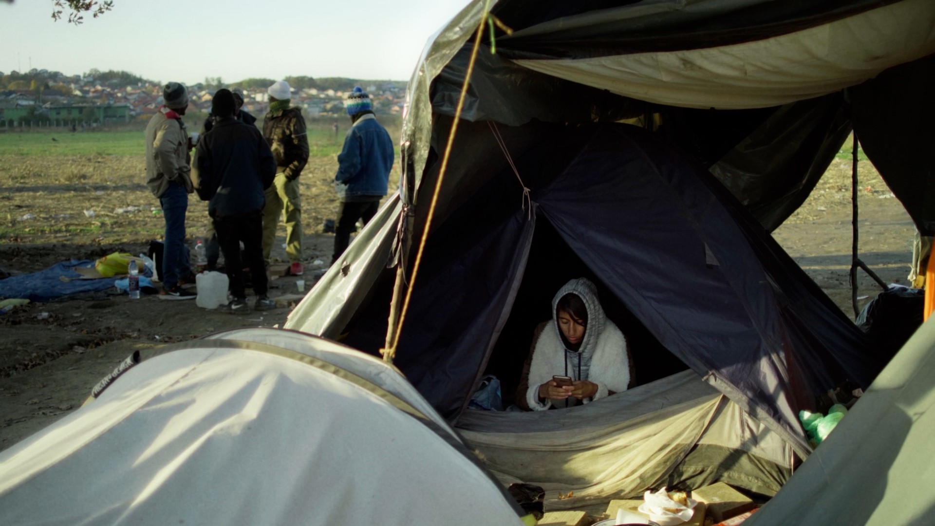 d7163b8-p-301533-print5.jpg - IN München - Das Stadtmagazin Bilder aus Echoes from Borderland