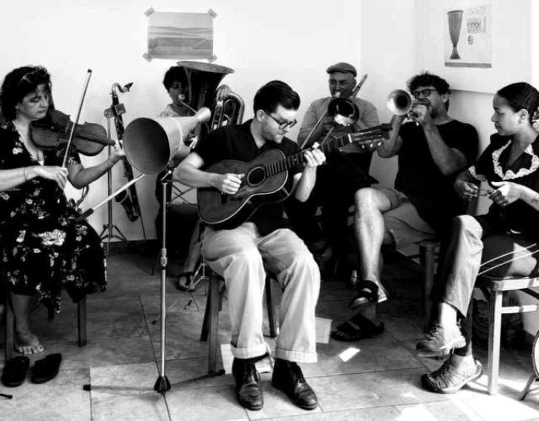 Frühschoppen mit A Bunch Of Birds