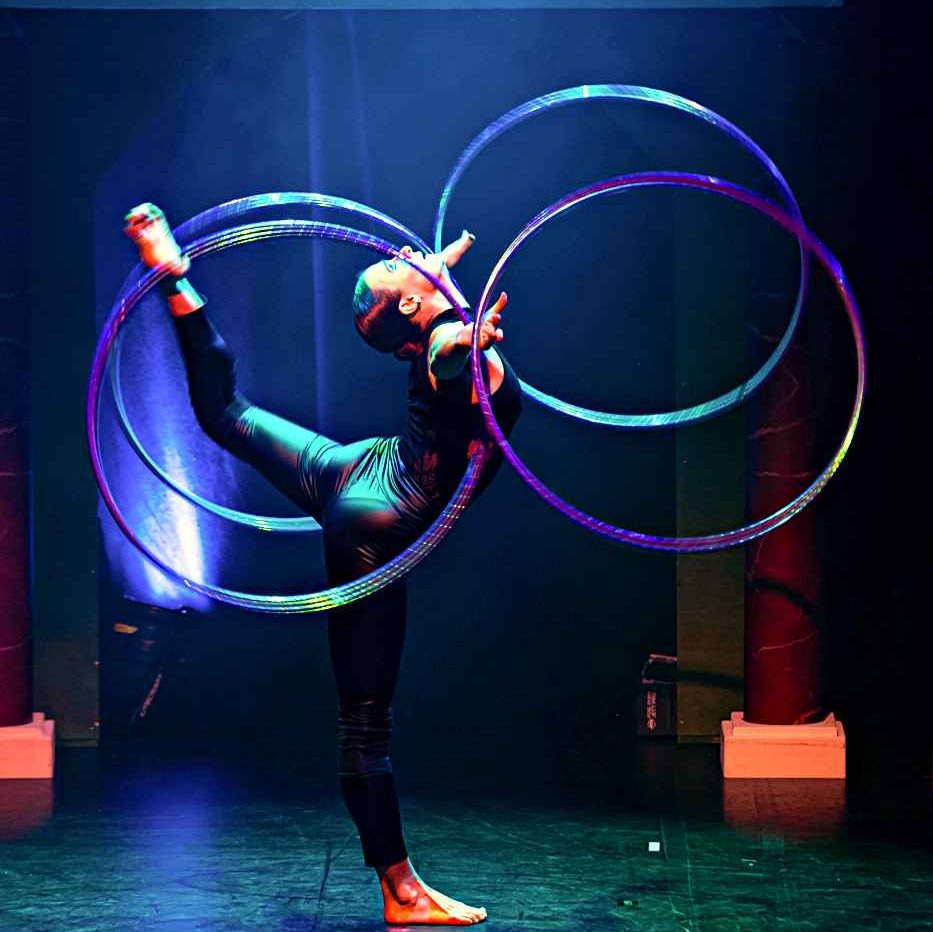 GOP München Varieté Theater: Hoola Hoop