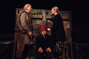 Bühnenschau im März: Lügen und Utopien