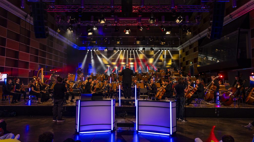 multiverse_c_raphael_kast-05.06.25-3936 - IN München - Das Stadtmagazin Game On Symphony