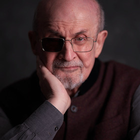 Die elfte Stunde – Soiree mit Salman Rushdie & Axel Milberg