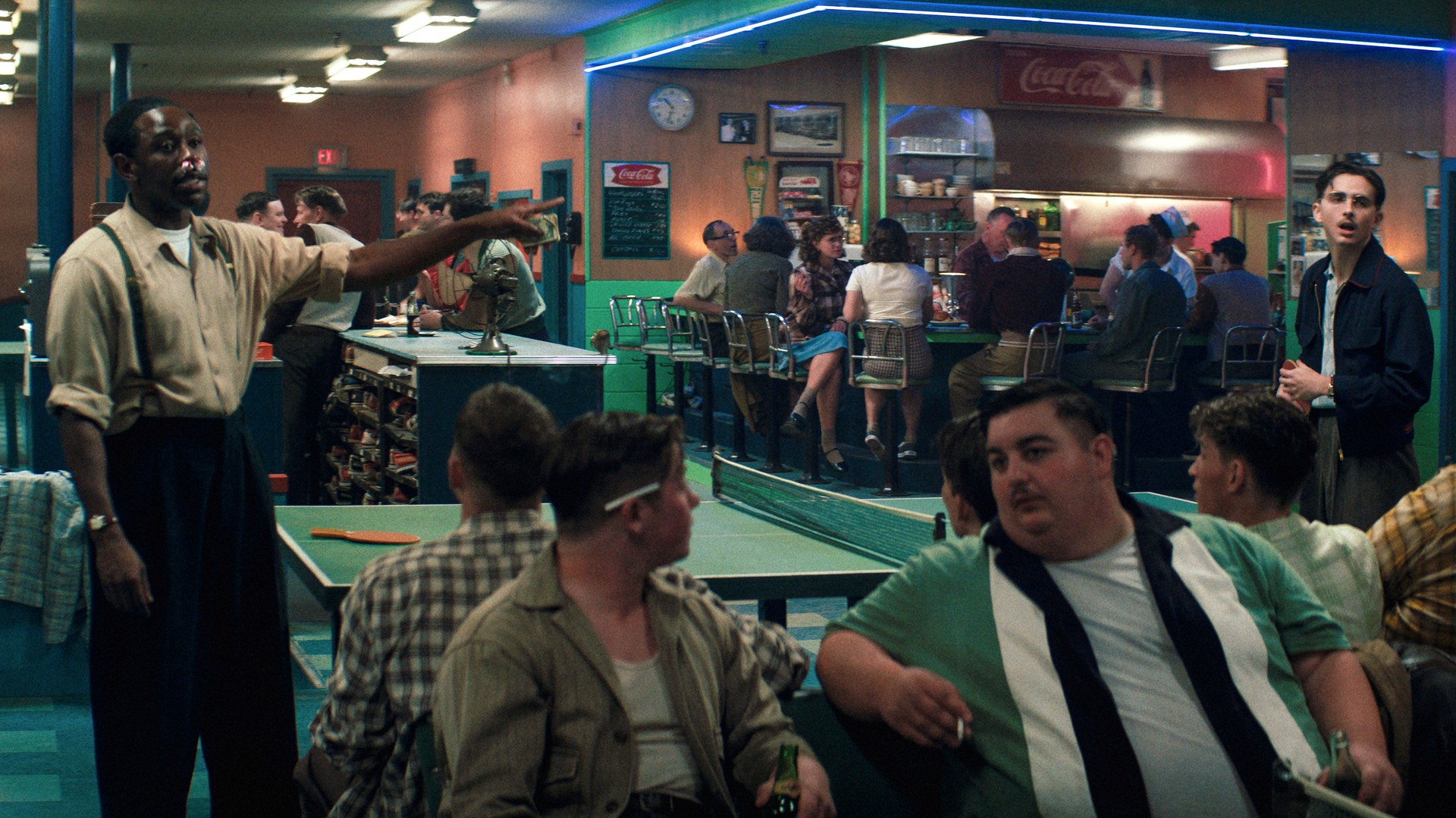 4c37e6e-p-311201-print4.jpg - IN München - Das Stadtmagazin Bilder aus Marty Supreme