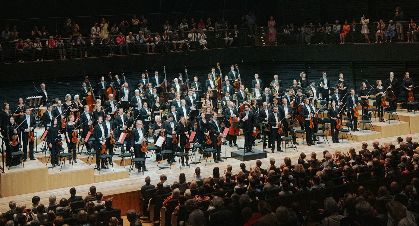 MPHIL: Peltokoski / Wang / Sibelius, Rautavaara, Vaughan Williams